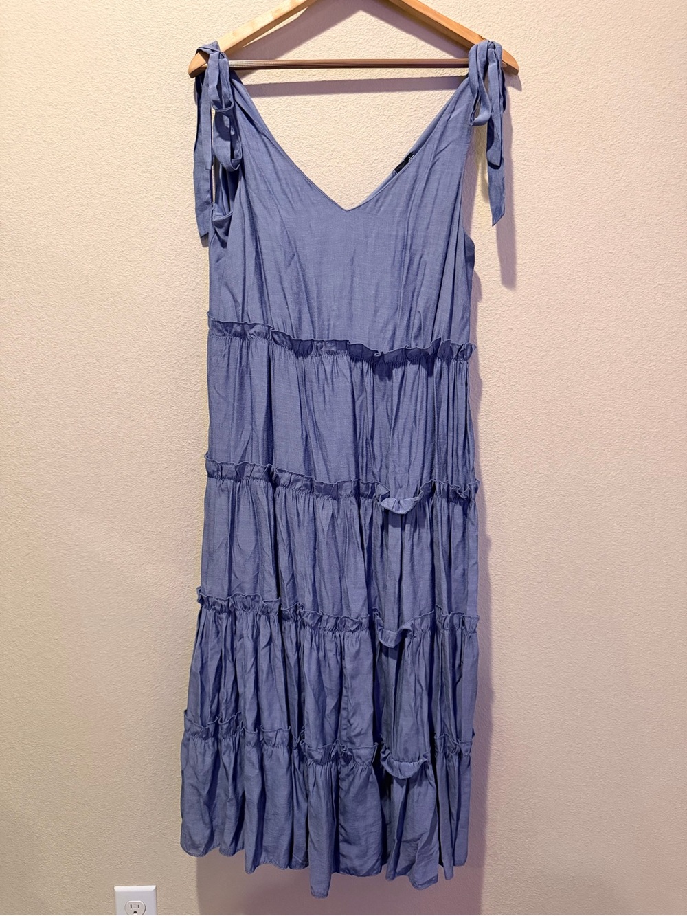 bigHit Blue Tie-Shoulder Tiered Maxi Dress Size Large #0189